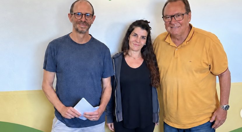 Diretoria da ASMOVISA com o administrador de Serra Grande, Moacir Leite
